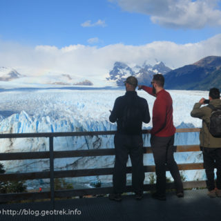 200121　ペリト・モレノ氷河、真ん中の展望台