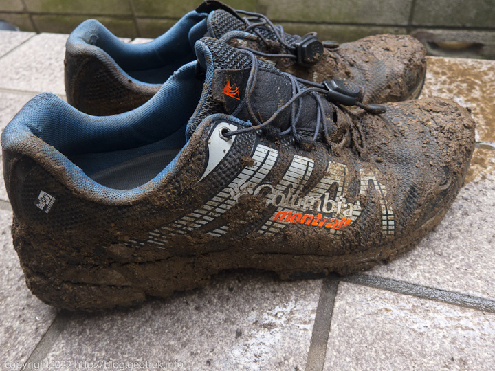 20221009　ハセツネ、泥まみれの靴