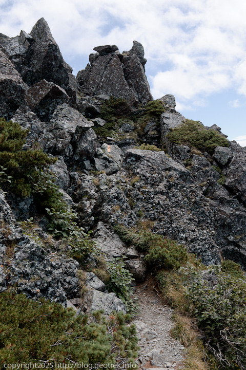 20240914 塩見岳・岩場から尾根上