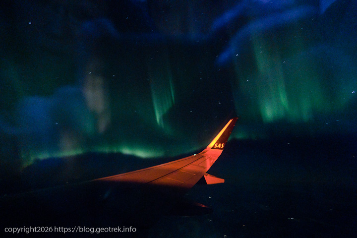 20241227 スカンジナビア・機内からオーロラを眺める