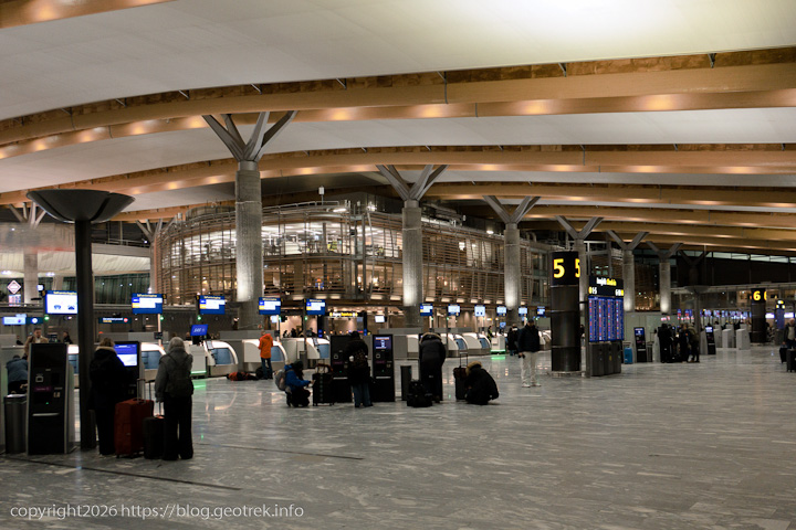20241227 スカンジナビア・オスロ・ガーデモエン空港