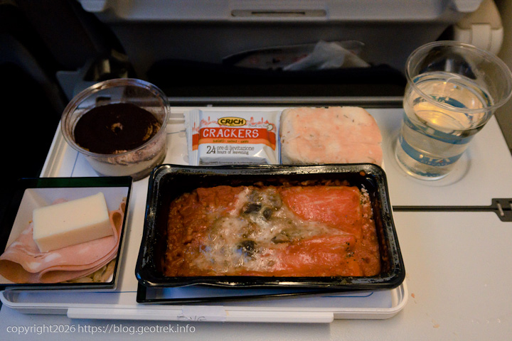 20241227 スカンジナビア・ITA機内食1