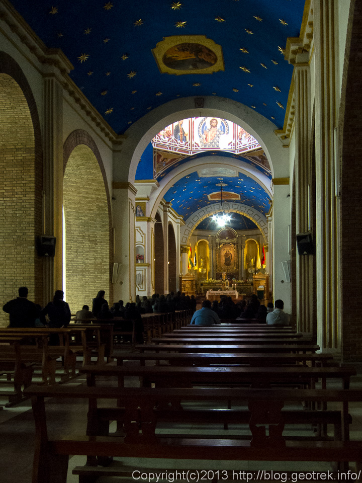 130906ボリビア、オルロのソカボン教会のミサ
